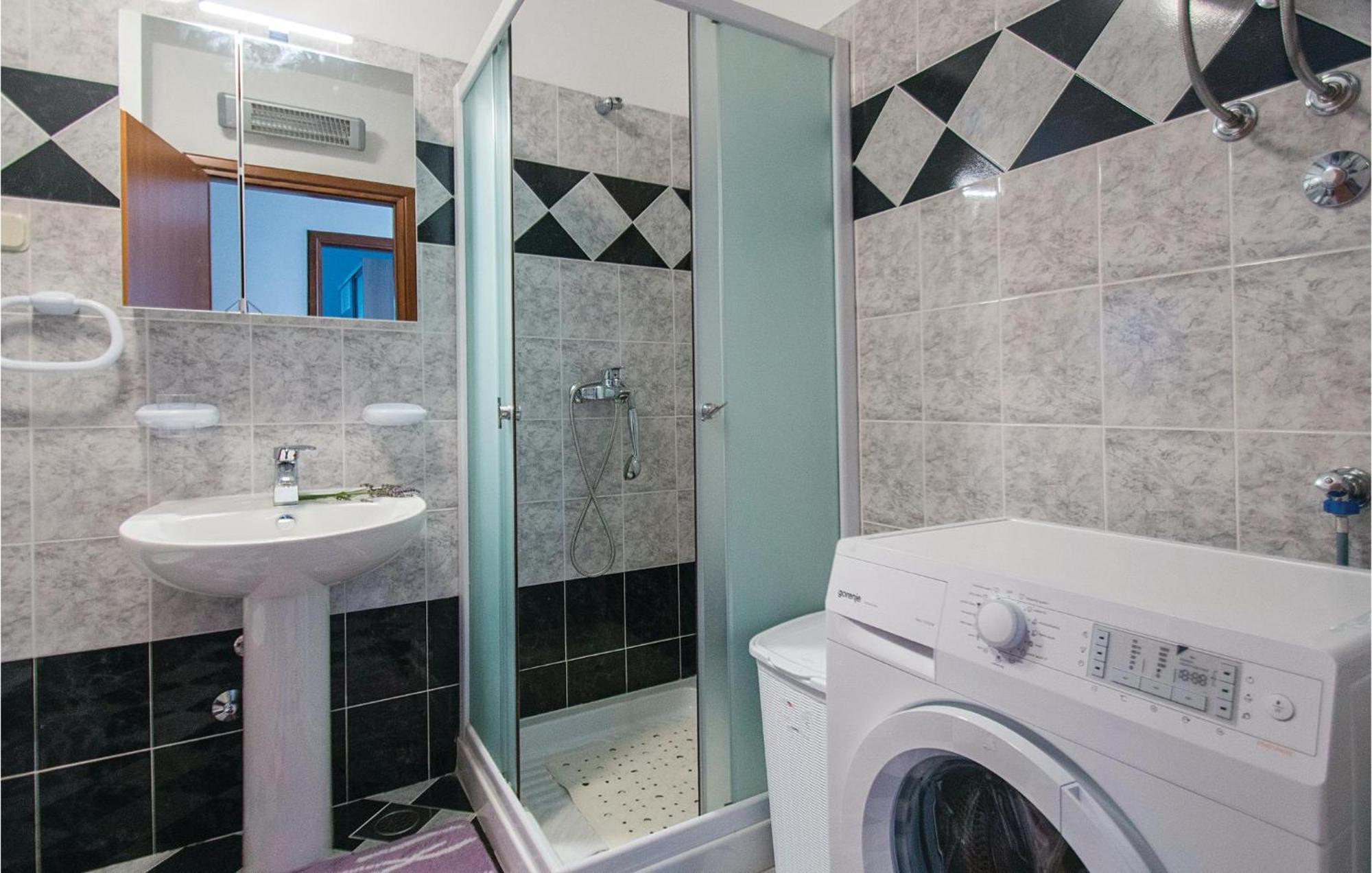 Amazing Apartment In Labin With House Sea View Dış mekan fotoğraf